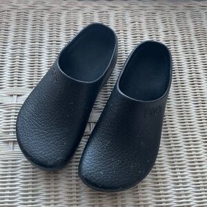 Birkenstock Black Clogs